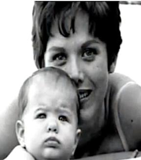 Jennifer-Aniston-Nancy-Dow