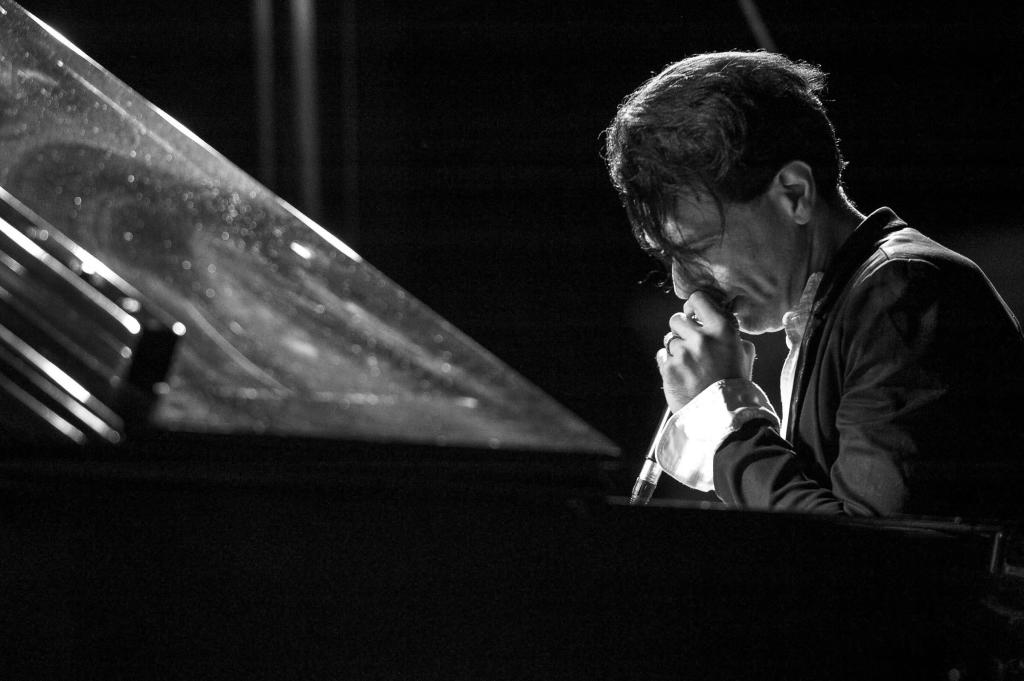 L’immortalità di Ezio Bosso: la musica è trascendenza, è ciò che ci porta&nbsp;Oltre